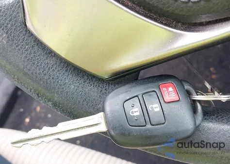 2013 Toyota Rav4 Le из США, поврежденный, VIN 2T3BFREV4DW031138